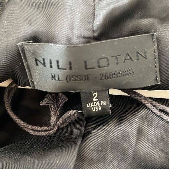 Nili Lotan Valerie Double-Breasted Jacket size 2 NWT $1150 - Picture 9 of 9